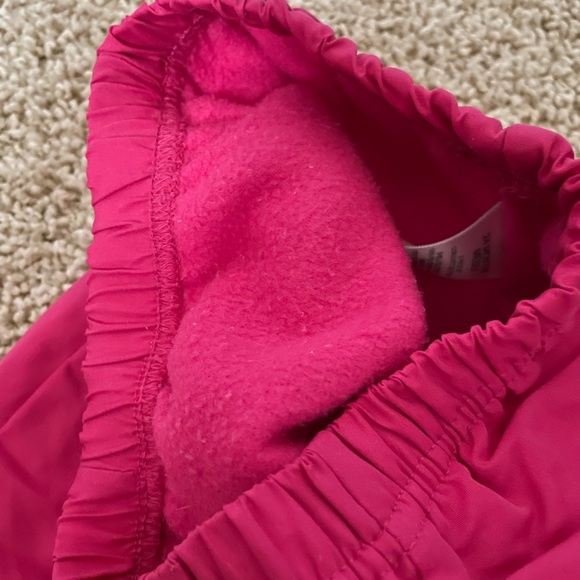 Old navy pink hooded winter snow jacket & pant set pink girls toddler 2T - Picture 5 of 5